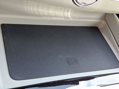 New 2026 Volvo XC60 B5 Ultra w/ Protection Package Premier image 16