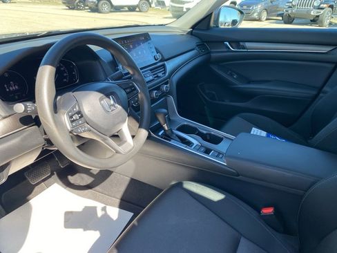 Used 2022 Honda Accord LX image 17