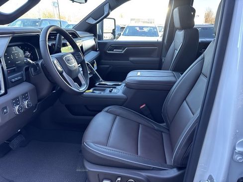 New 2026 GMC Sierra 2500 Denali w/ Denali Reserve Package image 16