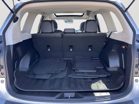 Used 2015 Subaru Forester 2.5i Limited image 12