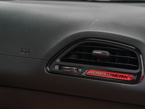 Used 2023 Dodge Challenger SRT Hellcat image 34