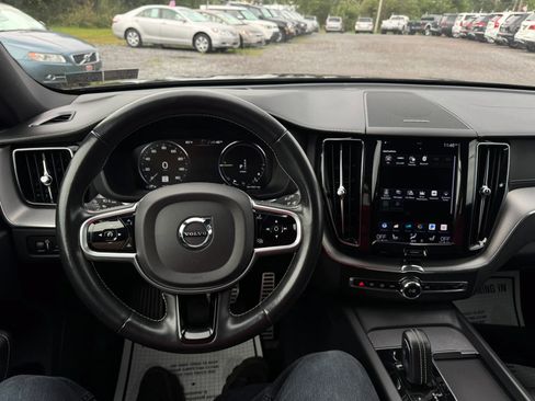 Used 2021 Volvo XC60 T8 R-Design w/ Advanced Package AWD/4WD image 33