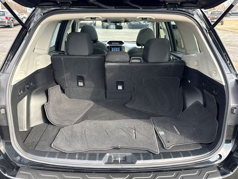 Used 2022 Subaru Forester Premium image 16