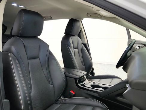 Used 2023 Buick Envision Essence AWD/4WD image 39
