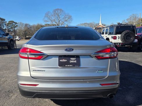 Used 2020 Ford Fusion SE FWD image 4