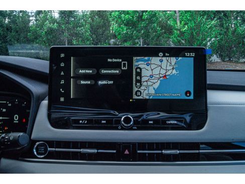 New 2025 Mitsubishi Outlander image 18