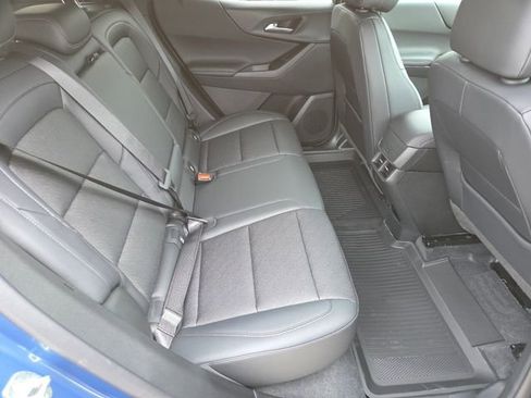 New 2026 Chevrolet Equinox LT w/ Convenience Package II AWD/4WD image 23