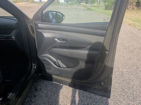 Used 2025 Hyundai Santa Cruz Limited image 10