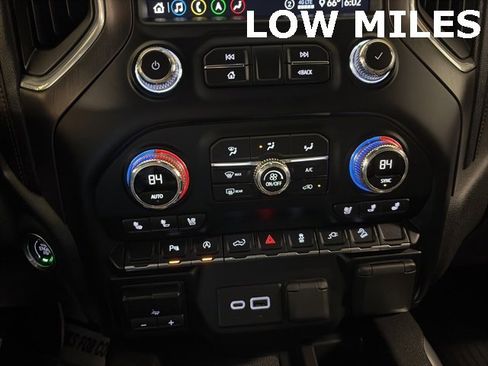 Used 2020 GMC Sierra 1500 AT4 w/ AT4 Premium Package image 29