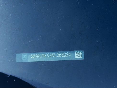 Used 2024 GMC Terrain SLE FWD image 37