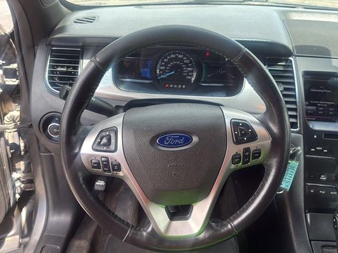 Used 2013 Ford Taurus SEL FWD image 8