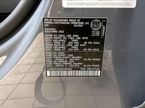 Used 2021 Volkswagen Atlas Cross Sport SEL Premium R-Line AWD/4WD image 36