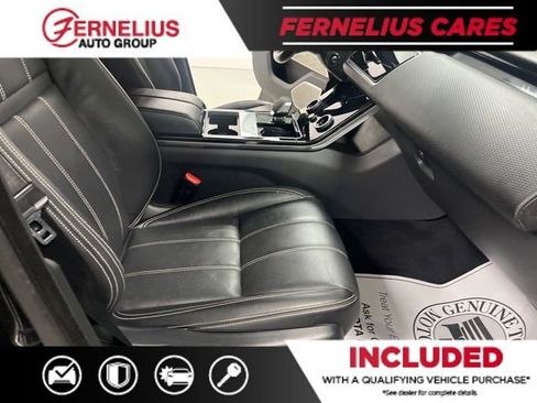 Used 2021 Land Rover Range Rover Velar R-Dynamic S image 30