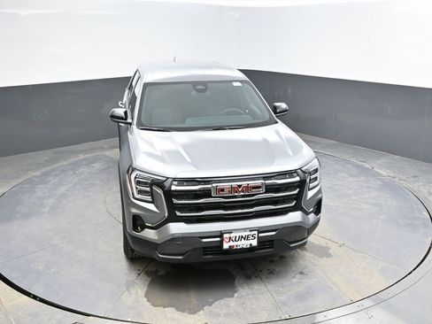 New 2026 GMC Terrain Elevation w/ LPO, Floor Liner Package image 23