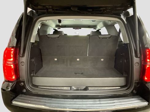 Used 2020 Chevrolet Tahoe Premier AWD/4WD image 29