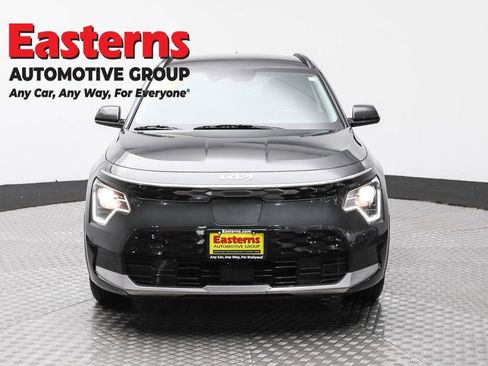 Used 2023 Kia Niro Wind w/ Wind Preserve Package image 2