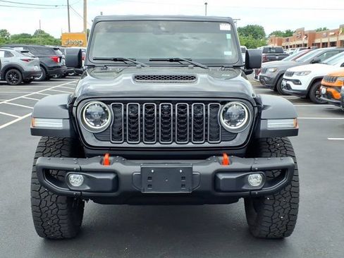 Used 2025 Jeep Gladiator Mojave w/ Steel Bumper Group AWD/4WD image 32