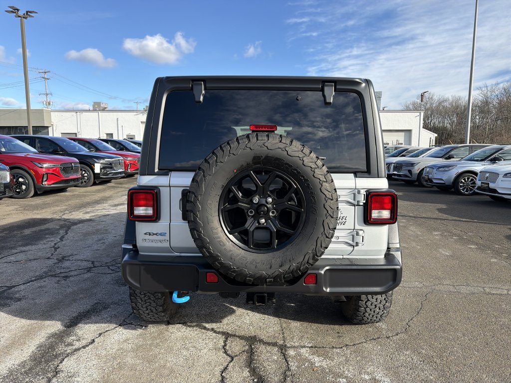 Used 2024 Jeep Wrangler Unlimited AWD/4WD image 6