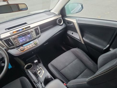 Used 2015 Toyota RAV4 XLE image 34