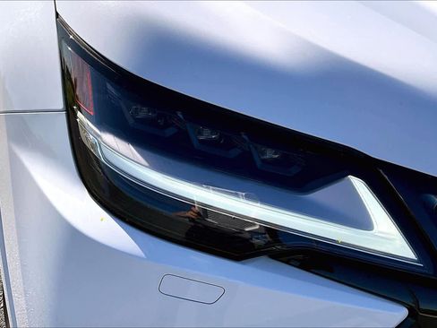 Used 2023 Lexus LX 600 F Sport image 27