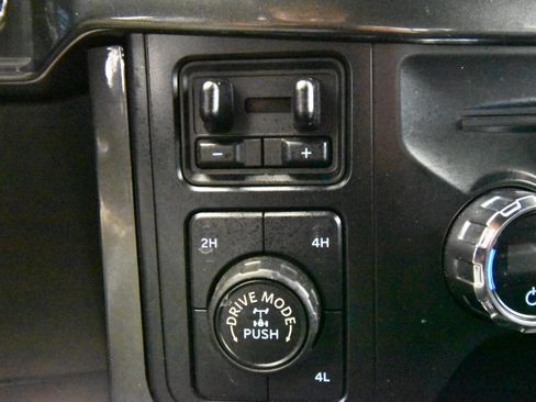 Used 2021 Ford F150 XLT w/ Equipment Group 302A High image 19