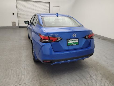 Used 2021 Nissan Versa SV image 6