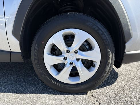 Certified 2025 Toyota RAV4 LE image 23