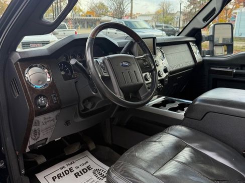 Used 2015 Ford F350 Platinum image 9