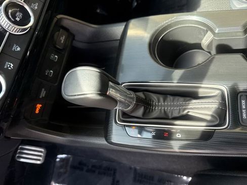 Certified 2025 Honda Civic Sport Touring image 19