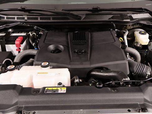 Used 2024 Toyota Tundra Limited w/ Nightshade Package image 19