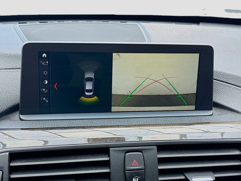 Used 2018 BMW 328d Sedan image 10