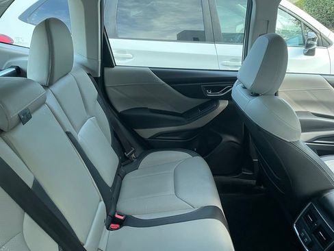 Used 2023 Subaru Forester Limited AWD/4WD image 10