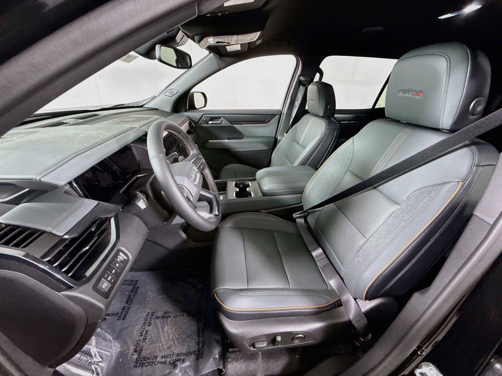 New 2027 GMC Acadia AT4 w/ LPO, Floor Liner Package AWD/4WD image 16