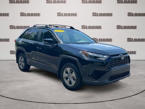 Used 2024 Toyota RAV4 XLE w/ Convenience Package AWD/4WD image 7