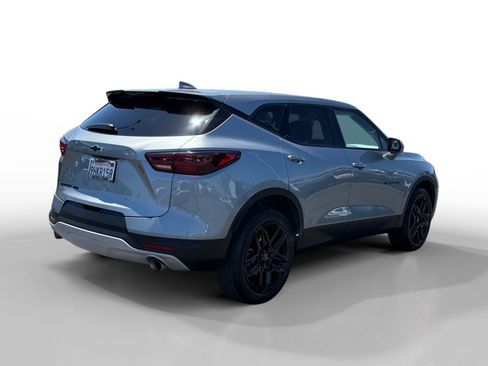 Used 2023 Chevrolet Blazer LT AWD/4WD image 5