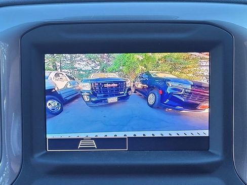 Used 2024 GMC Sierra 2500 Pro w/ Convenience Package RWD image 12