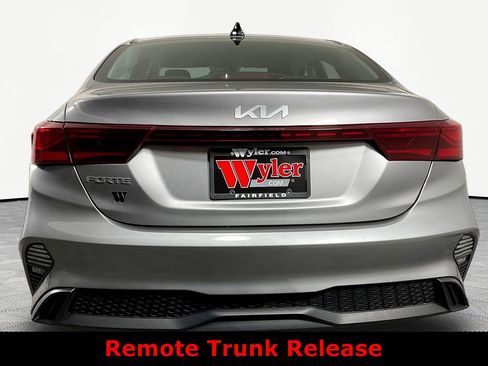 Used 2023 Kia Forte LXS FWD image 5