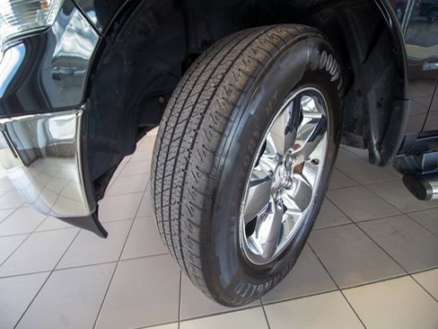 Used 2019 RAM 1500 ST w/ SXT Plus Group image 22