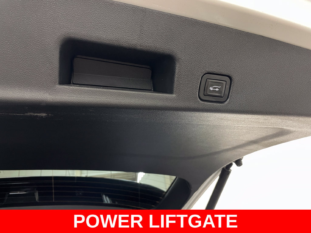 Used 2024 Chevrolet Traverse RS w/ LPO, Floor Liner Package AWD/4WD image 50