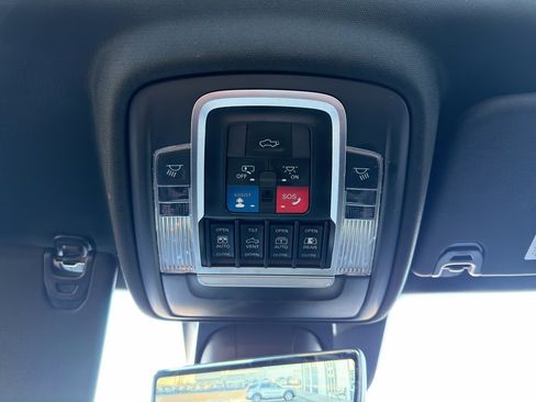 Used 2021 RAM 1500 Limited w/ Night Edition image 28