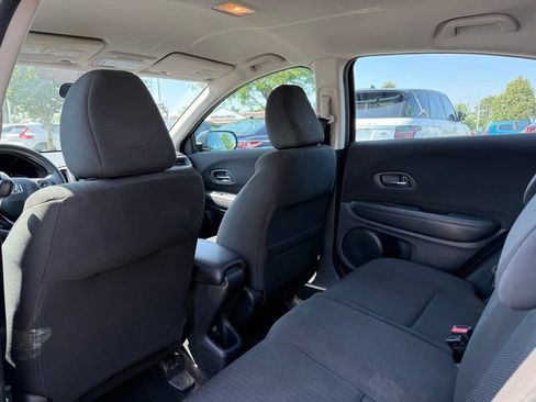 Used 2016 Honda HR-V LX image 16