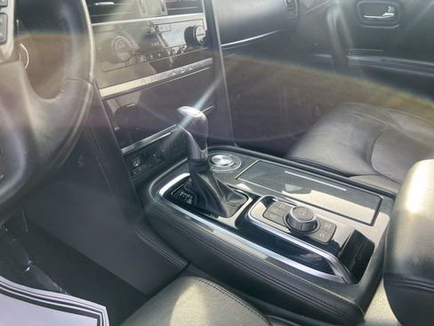 Used 2023 Nissan Armada SL w/ Midnight Edition Package image 21