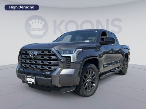 Used 2023 Toyota Tundra Platinum AWD/4WD image 1