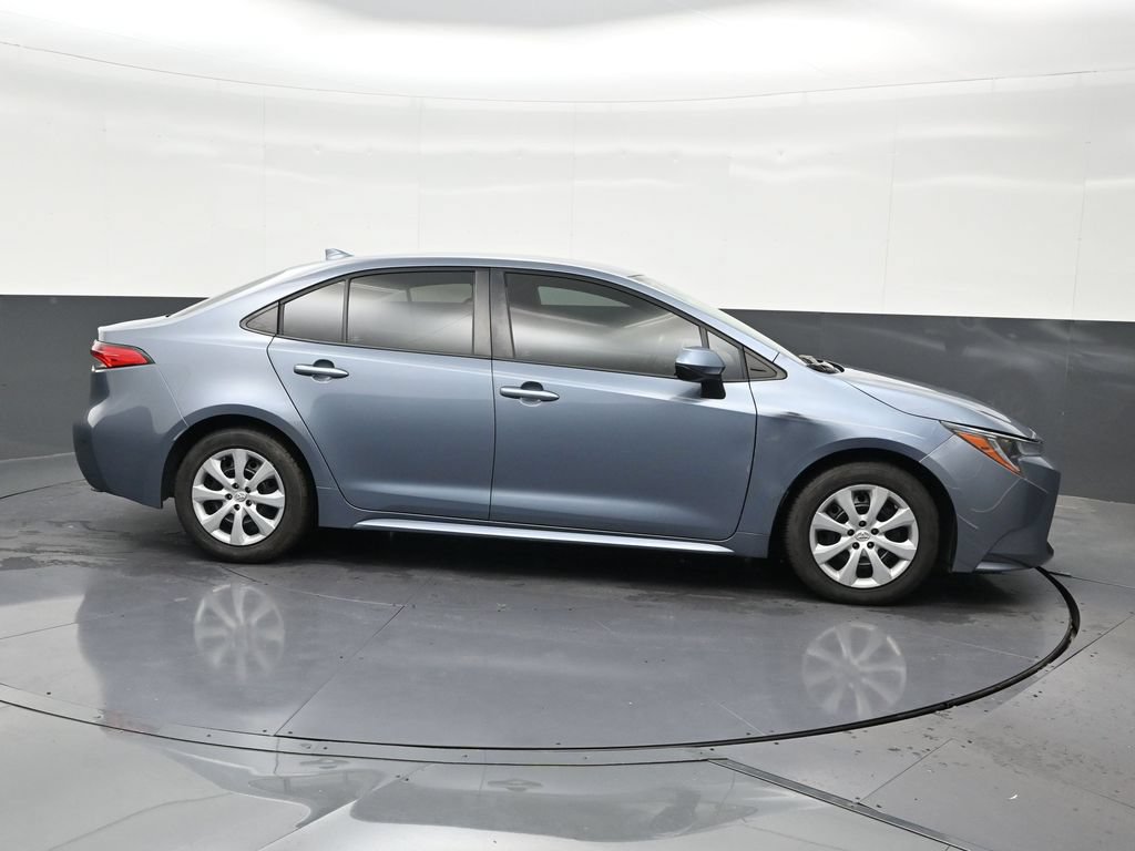 Used 2020 Toyota Corolla LE FWD image 7