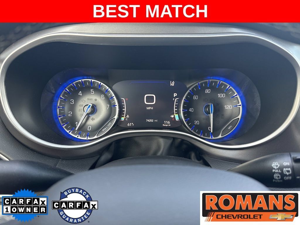 Used 2024 Chrysler Pacifica Touring-L FWD image 15