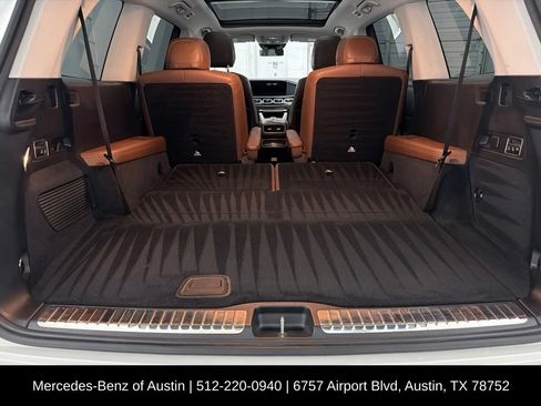 Used 2024 Mercedes-Benz GLS 450 4MATIC image 26