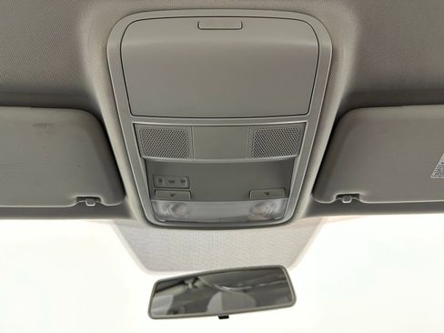 Used 2018 Volkswagen Passat 2.0T R-Line w/ R-Line Lighting Package image 35