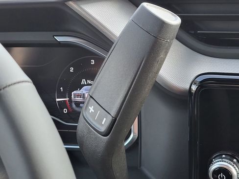 New 2025 GMC Sierra 2500 Denali w/ Denali Reserve Package image 37