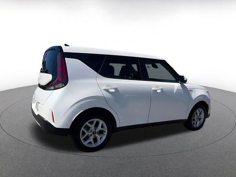 Used 2025 Kia Soul LX w/ LX Technology Package image 15