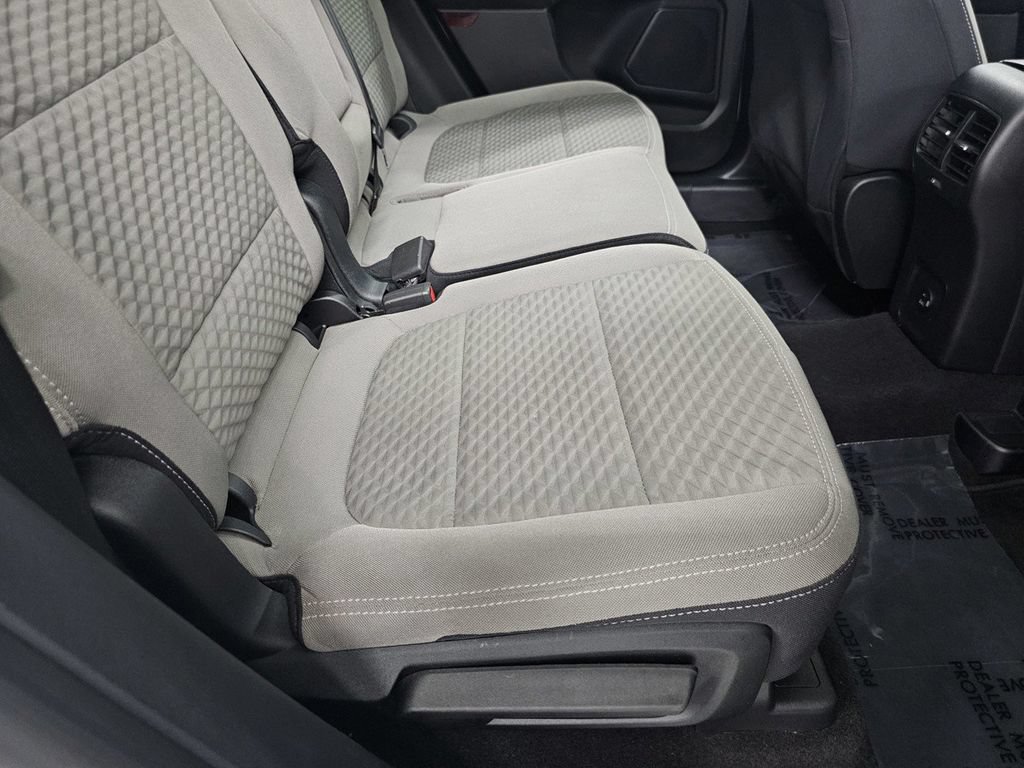 Used 2020 Ford Escape SE FWD image 24